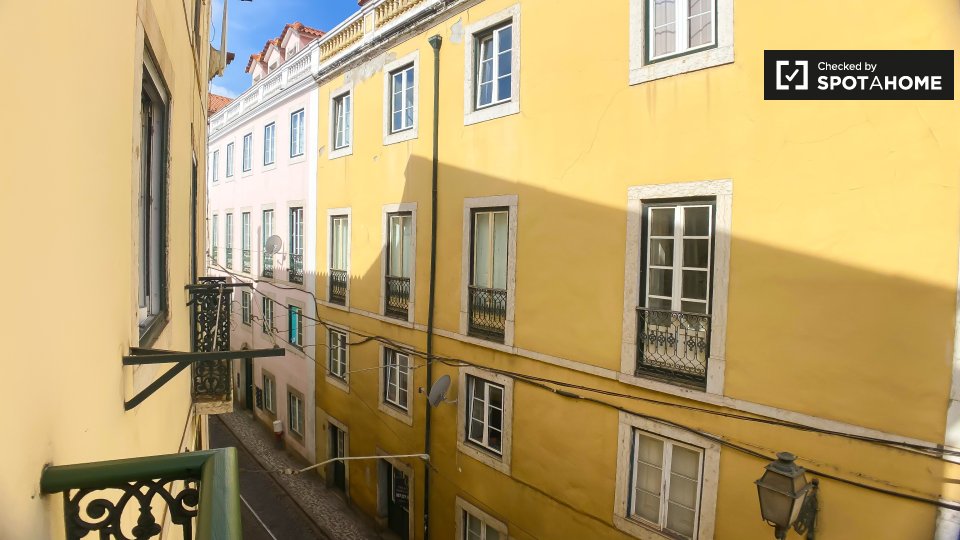 Apartment Lisbon, 1 bed, 45m² — photo 12