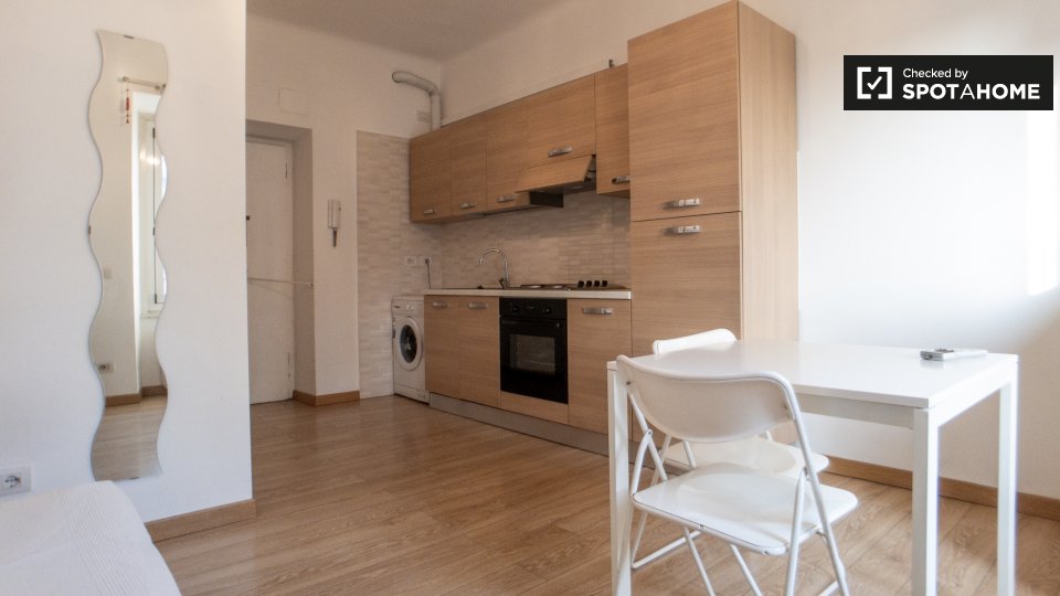 Apartment mono Milan, 25m² — photo 4