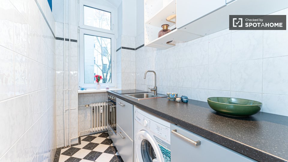 Double room Berlin, 7 beds, 146m² — photo 5