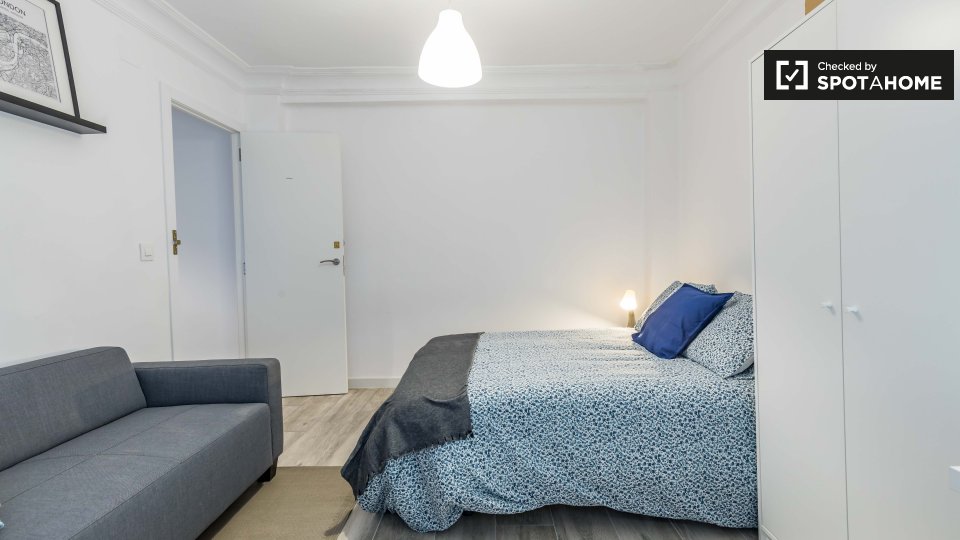 Double room Valencia, 5 beds — photo 4