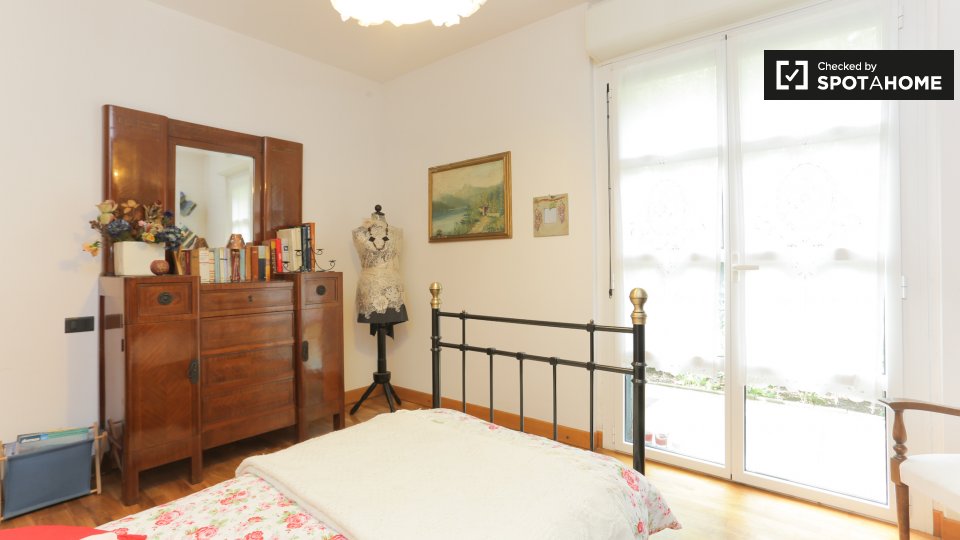 Double room Milan, 3 beds, 240m² — photo 18