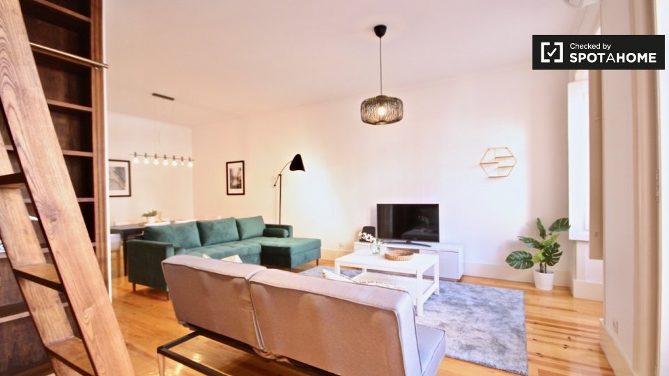 Apartment Lisbon, 2 beds, 75m² — photo 4