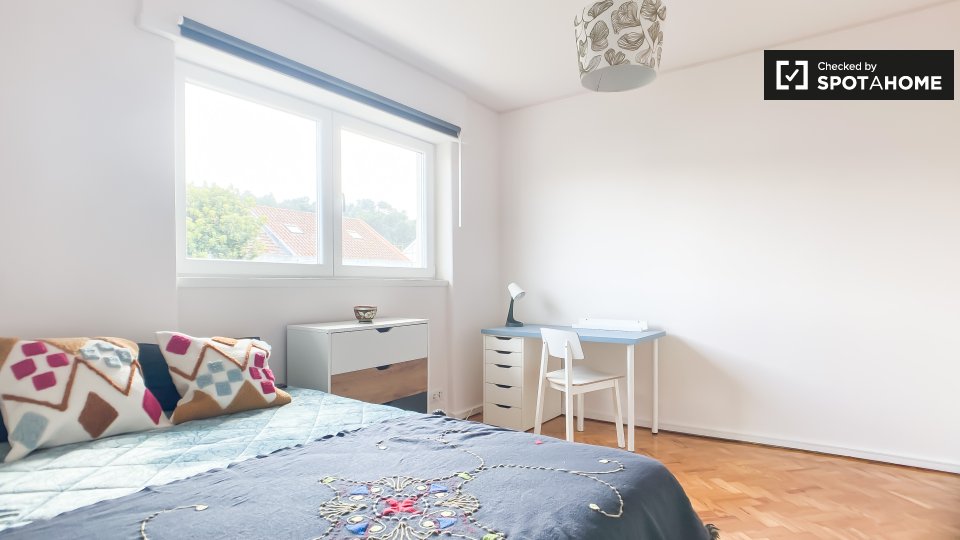 Double room Lisbon, 4 beds — photo 16