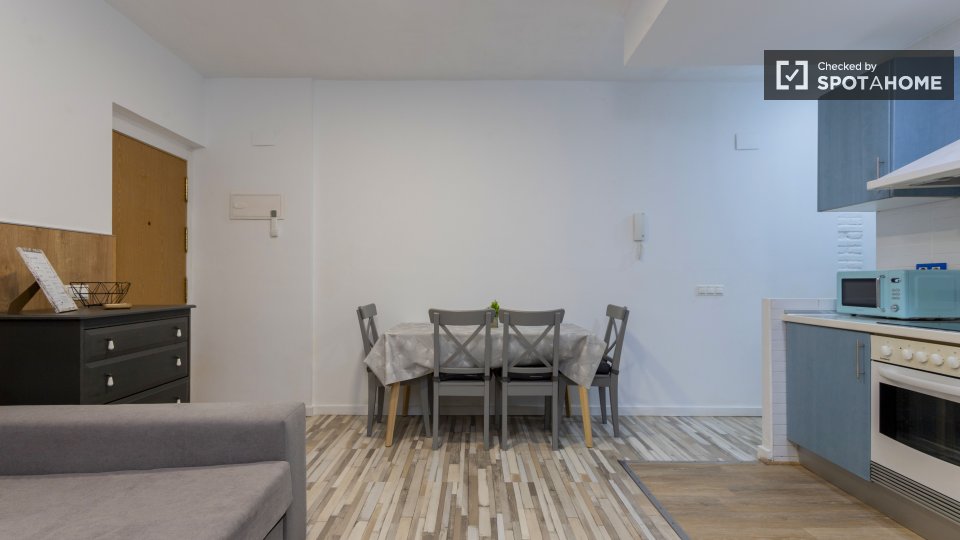 Apartment Valencia, 3 beds, 90m² — photo 20