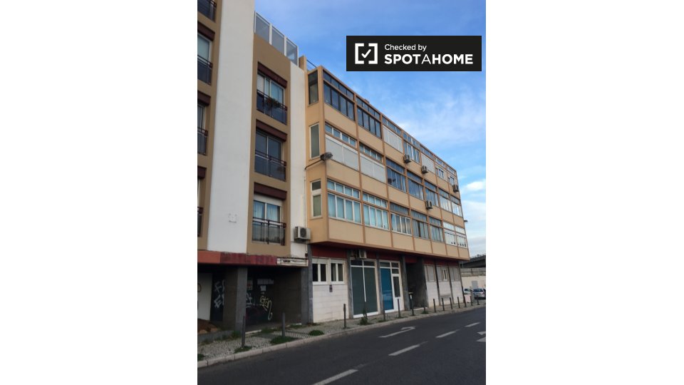 Double room Lisbon, 4 beds, 120m² — photo 16