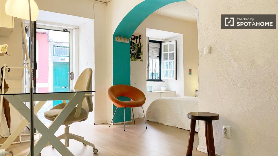 Apartment Lisbon, 1 bed — photo 25