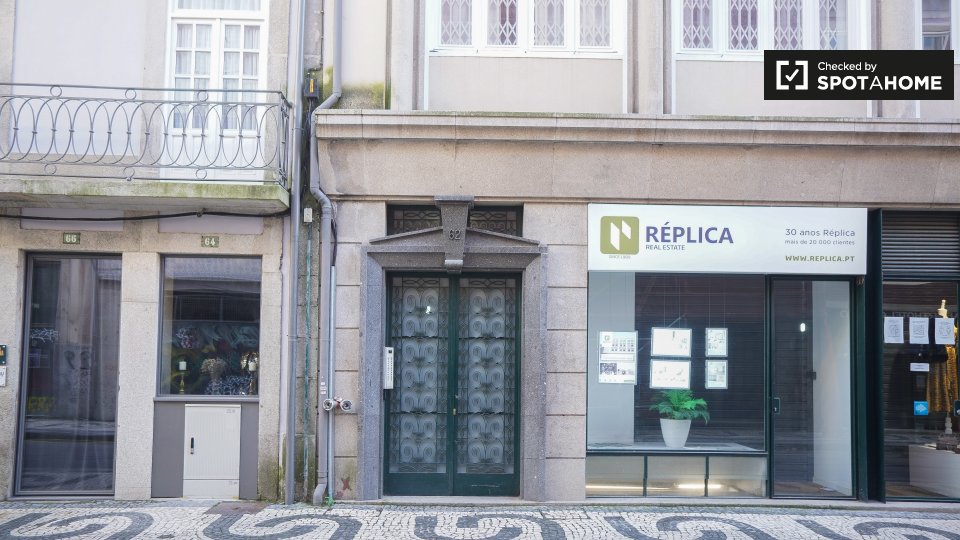 Apartment Porto, 1 bed, 45m² — photo 18