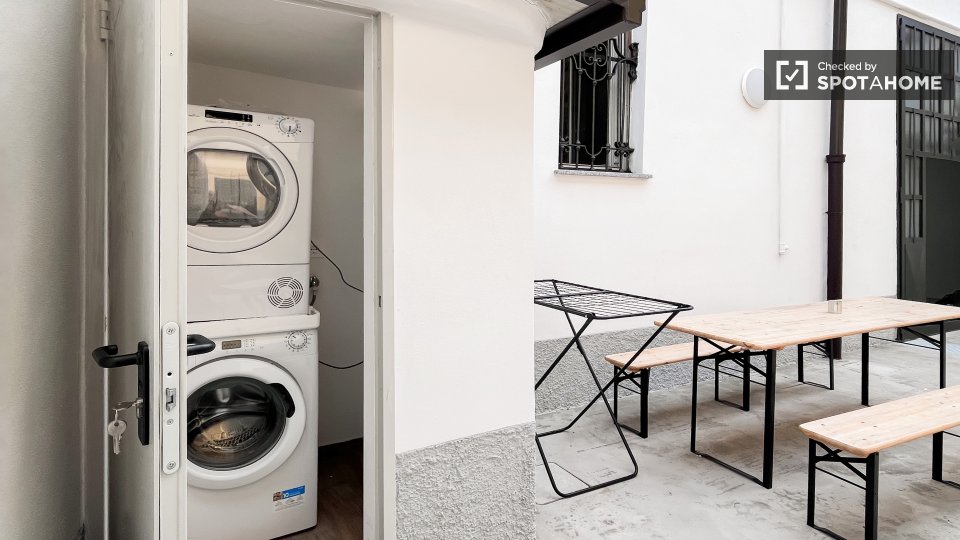 Double room Milan, 4 beds — photo 18