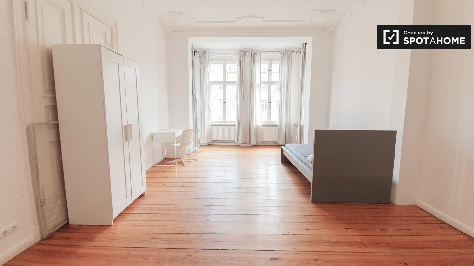 Double room Berlin, 3 beds — photo 4