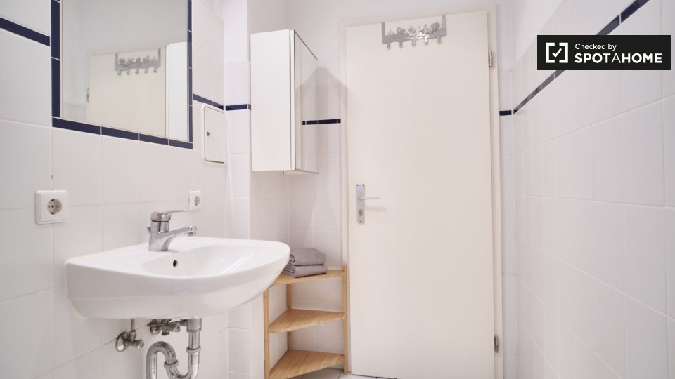 Apartment Berlin, 1 bed, 37m² — photo 9