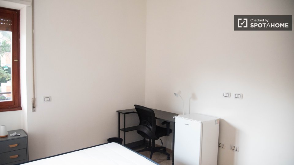 Double room Rome, 4 beds — photo 10