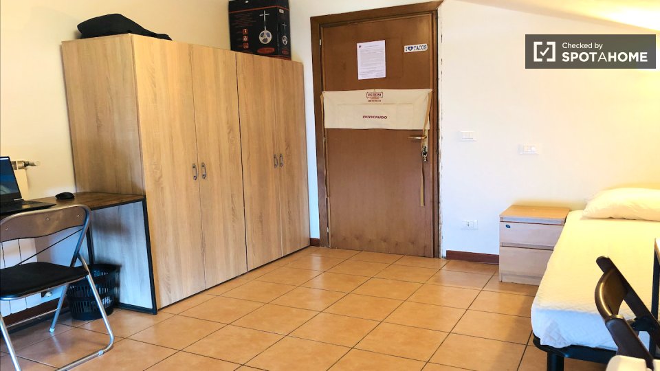 Double room Rome, 33 beds — photo 20