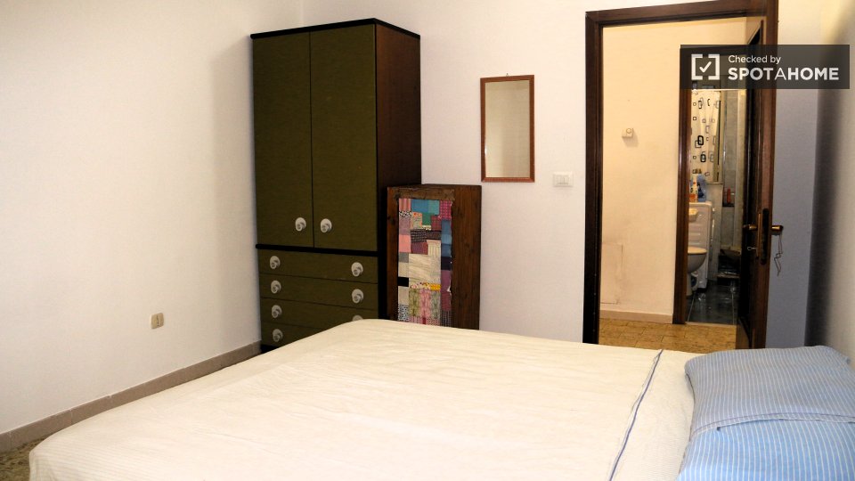 Double room Rome, 5 beds — photo 17