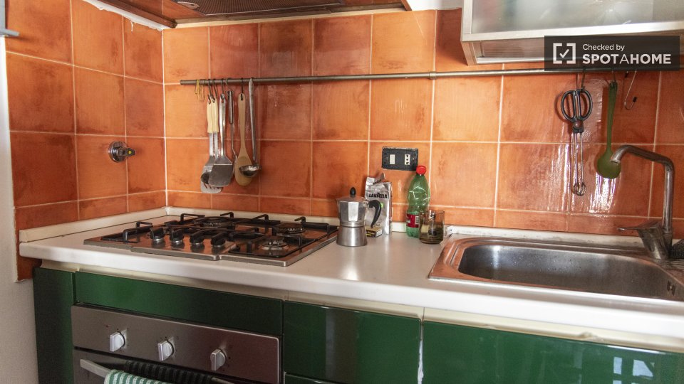 Apartment Rome, 1 bed — photo 5
