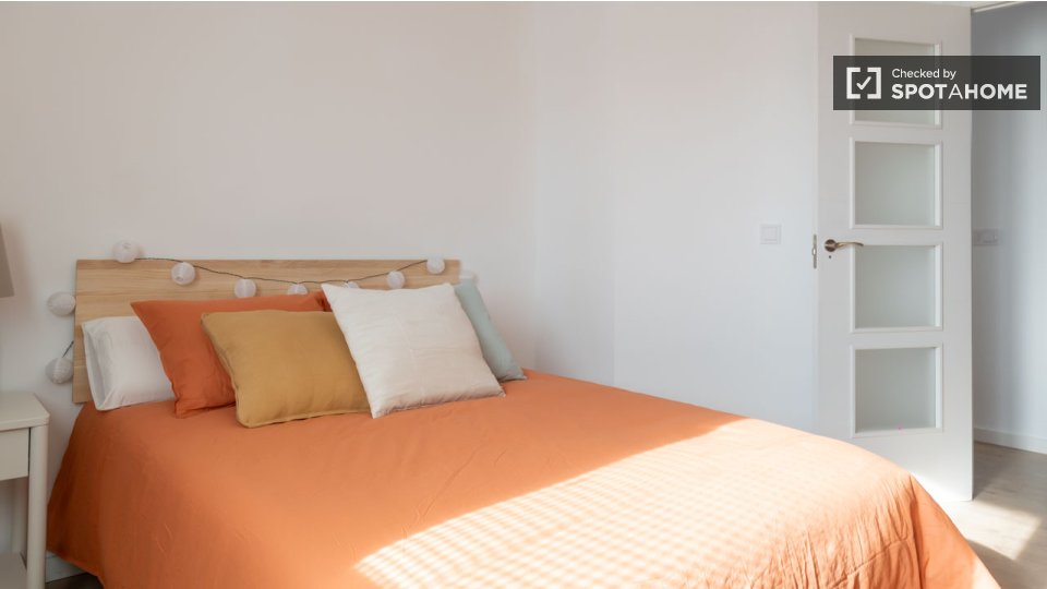 Double room Madrid, 4 beds, 85m² — photo 44