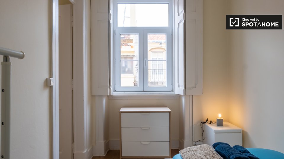 Double room Lisbon, 5 beds — photo 3