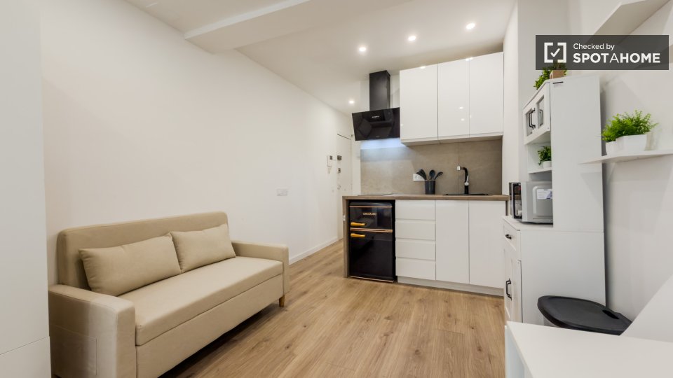 Apartment mono Barcelona, 28m² — photo 32