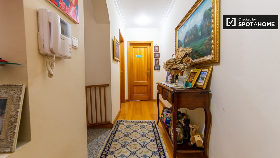 Double room Lisbon, 9 beds — photo 19