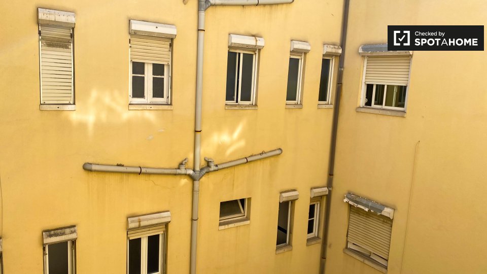 Double room Lisbon, 7 beds — photo 14