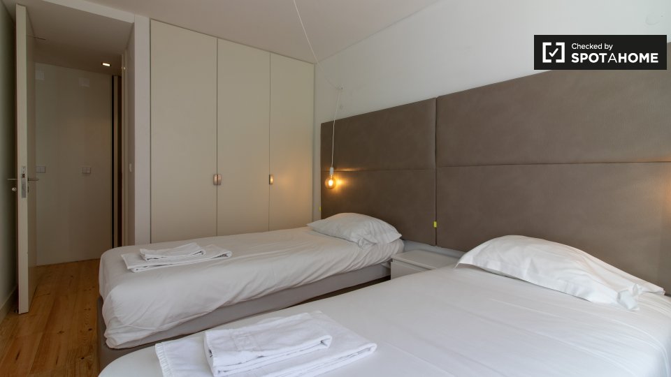 Apartment Lisbon, 2 beds — photo 11