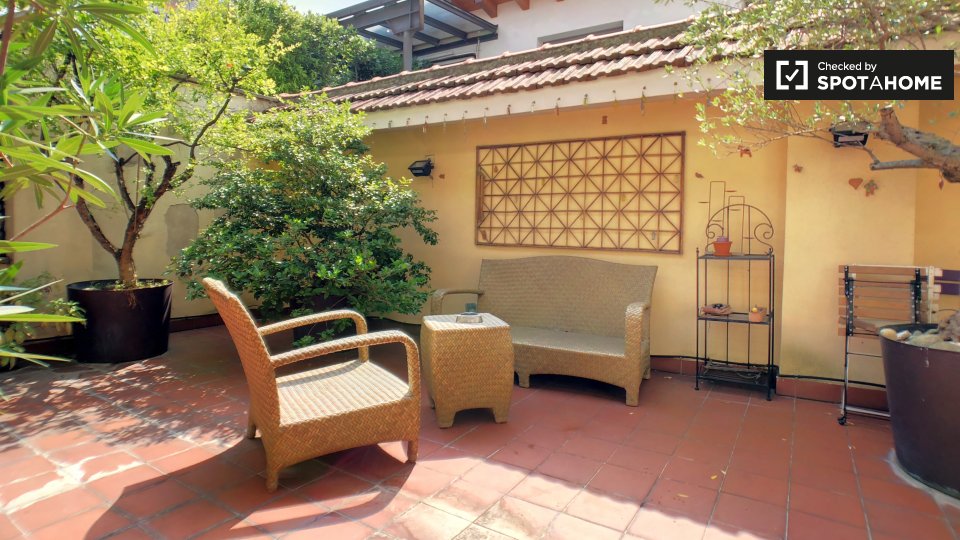 Double room Milan, 1 bed, 400m² — photo 17