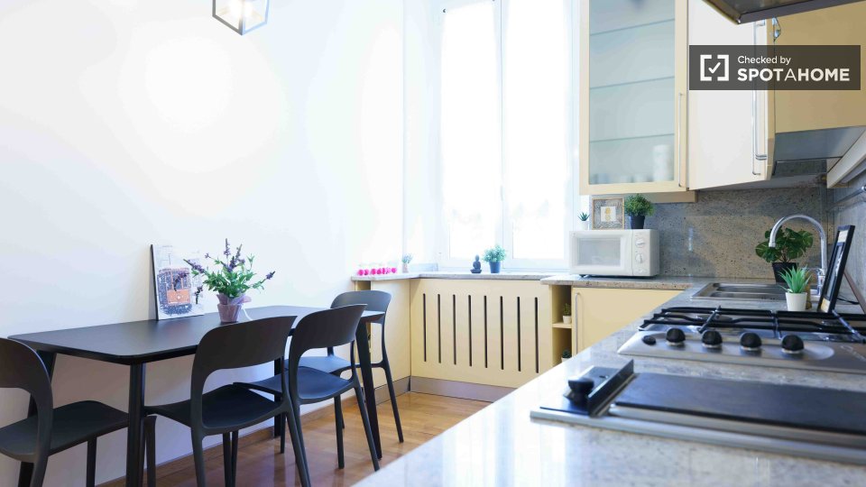 Double room Milan, 3 beds — photo 10