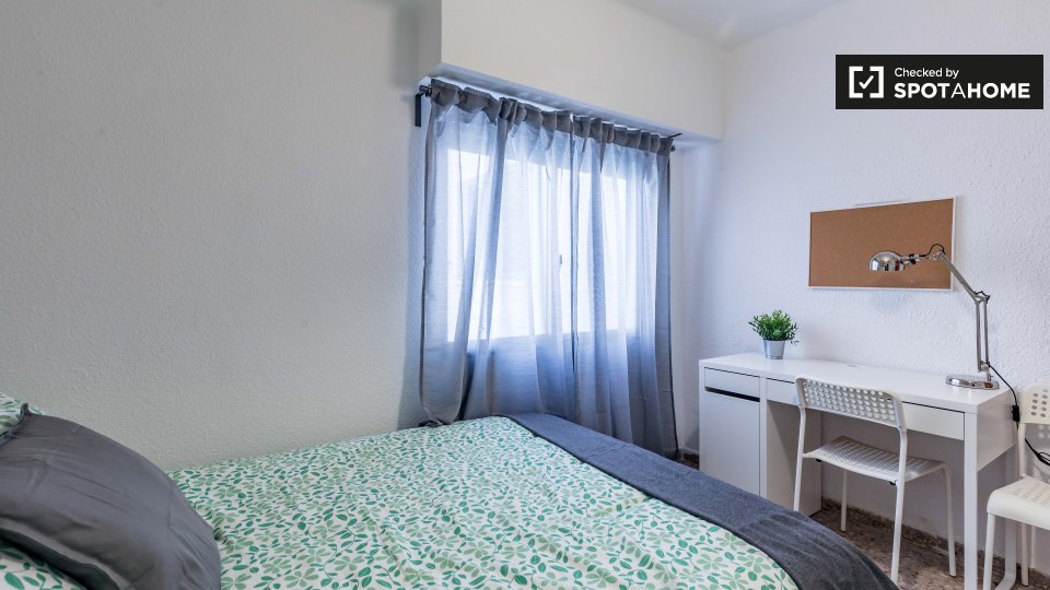 Double room Valencia, 5 beds — photo 2