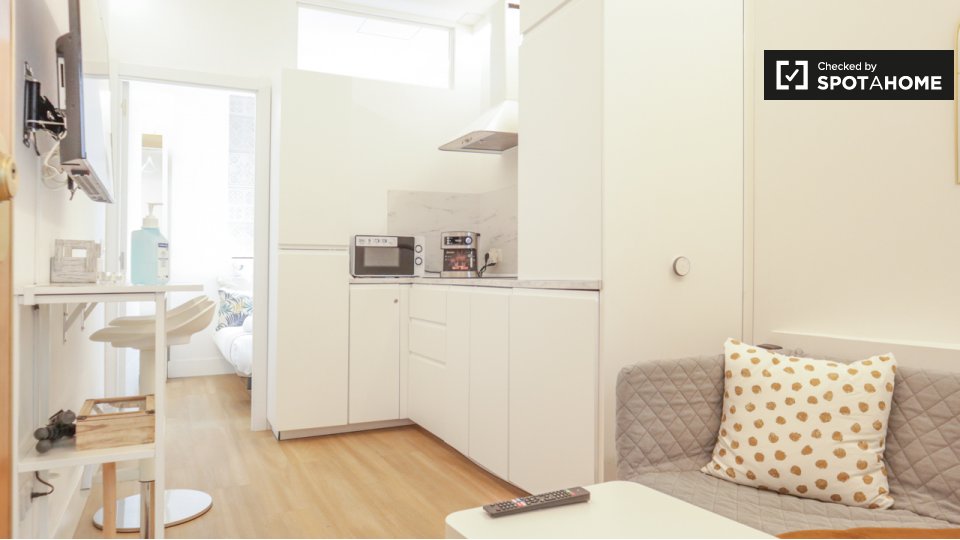 Apartment Madrid, 1 bed — photo 1