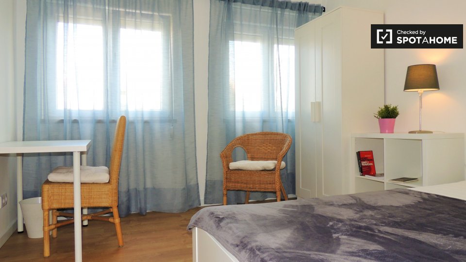 Double room Lisbon, 4 beds, 100m² — photo 11