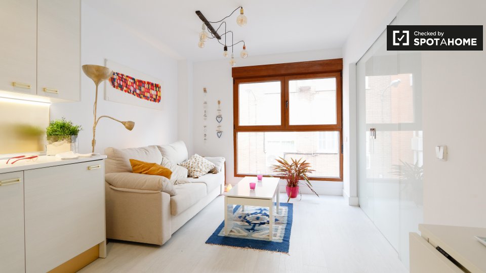 Apartment Madrid, 1 bed, 32m² — photo 1