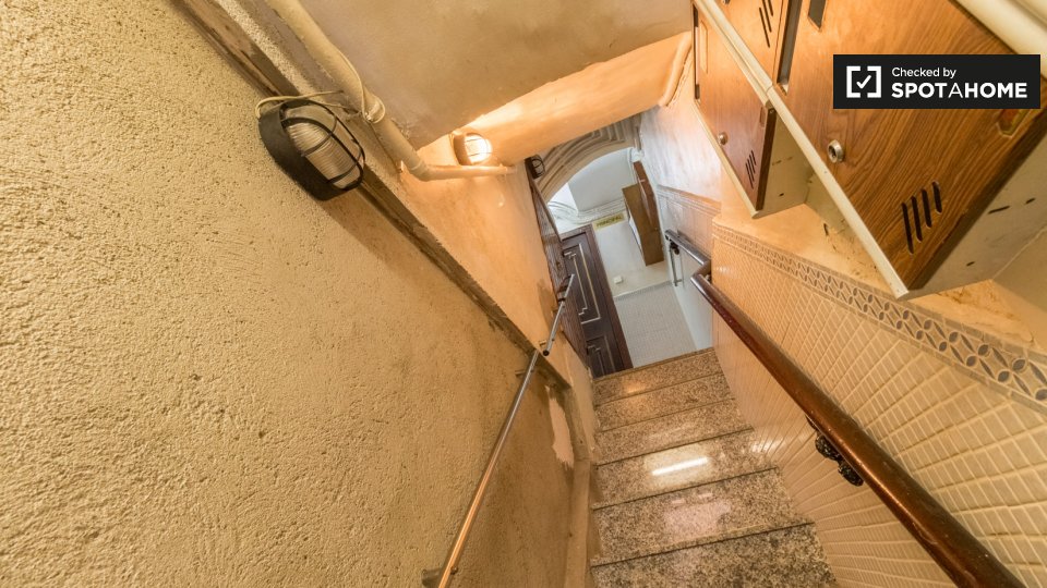 Apartment Barcelona, 1 bed, 40m² — photo 18