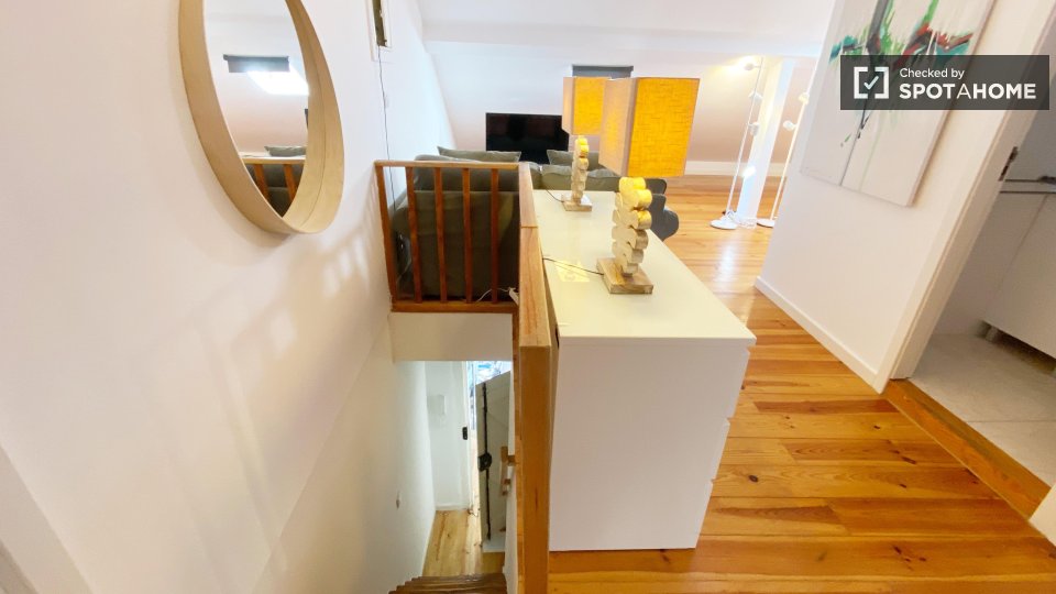 Apartment mono Lisbon — photo 18