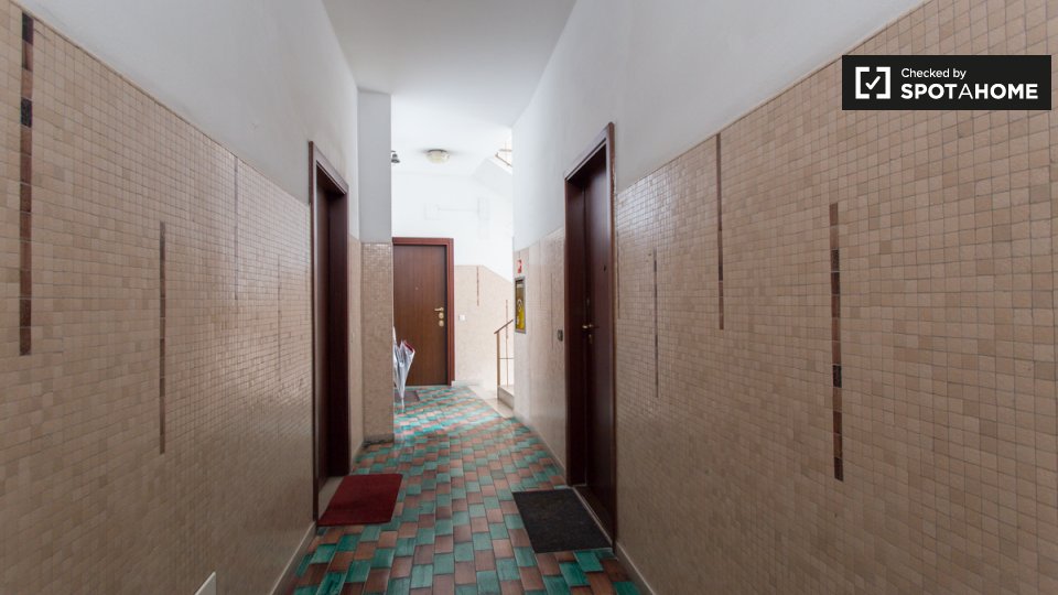 Apartment Milan, 1 bed, 70m² — photo 15