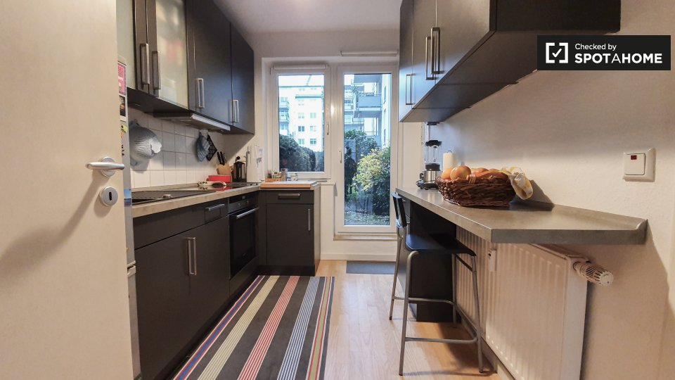 Apartment Berlin, 2 beds, 68m² — photo 10