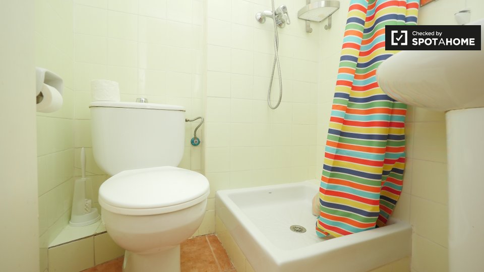 Double room Barcelona, 2 beds, 50m² — photo 13