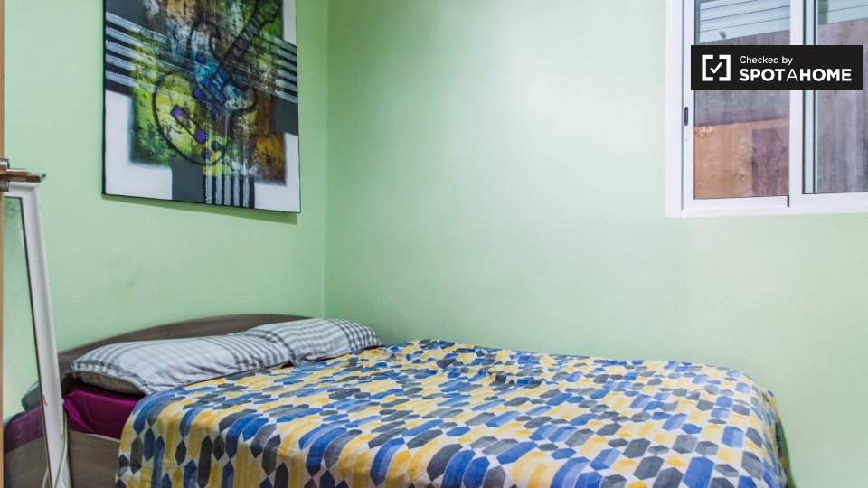 Double room Valencia, 2 beds, 68m² — photo 10