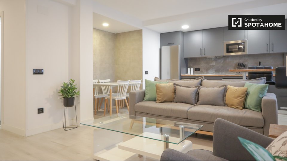 Apartment Madrid, 2 beds — photo 16