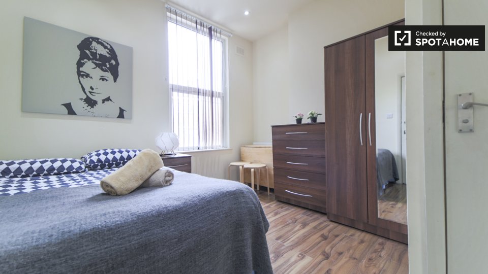 Cosy studio apartment for rent, West Kilburn, London (ref 405572