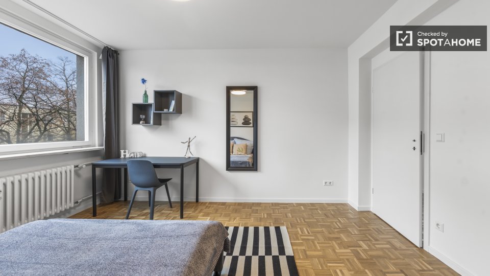Double room Berlin, 4 beds, 63m² — photo 5