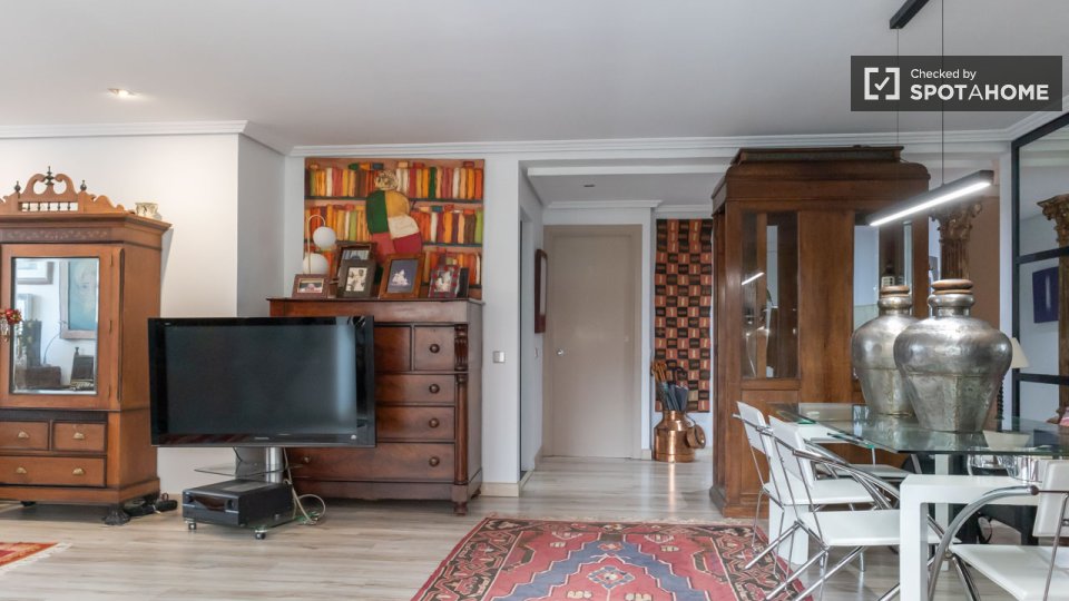 Double room Madrid, 4 beds — photo 13
