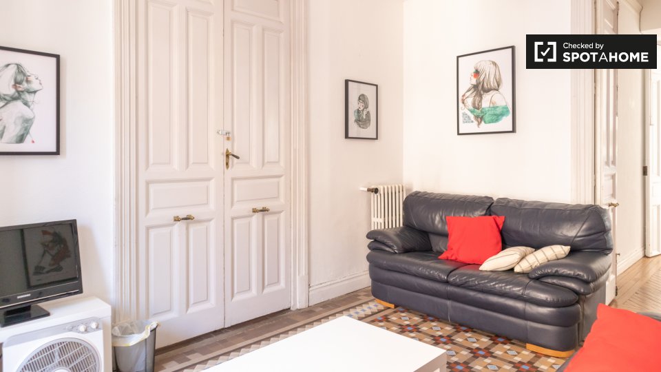 Double room Madrid, 10 beds, 220m² — photo 7