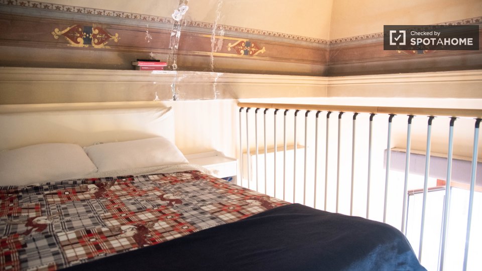 Double room Rome, 3 beds — photo 32
