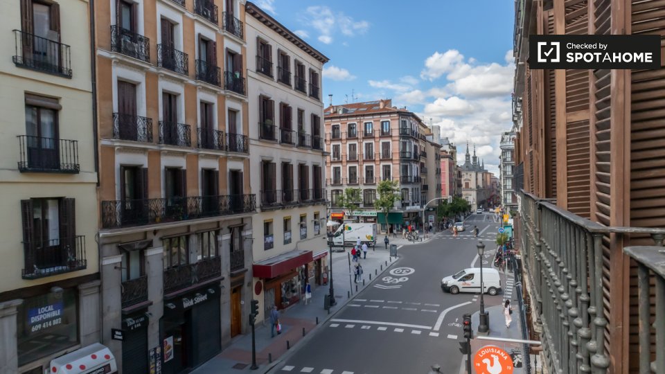 Double room Madrid, 4 beds — photo 7