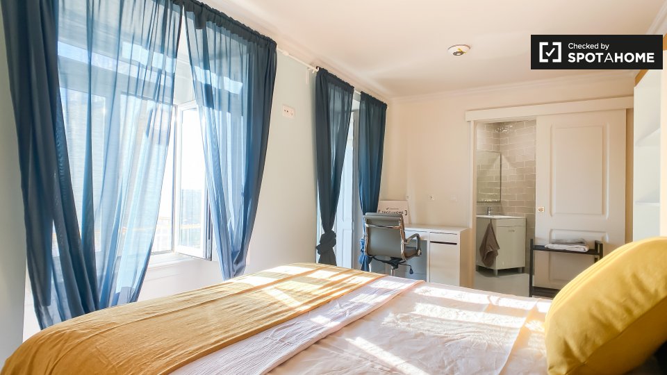 Apartment Lisbon, 4 beds — photo 3