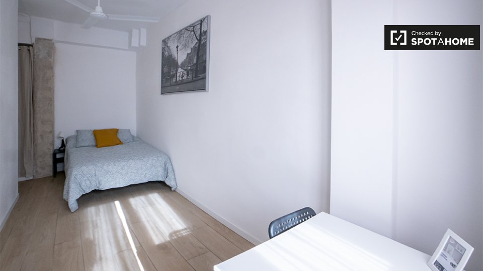 Double room Valencia, 6 beds — photo 4