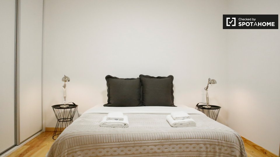 Apartment Lisbon, 2 beds — photo 18