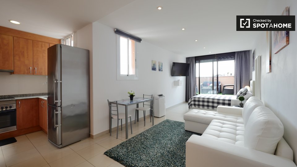 Apartment mono Barcelona, 55m² — photo 1