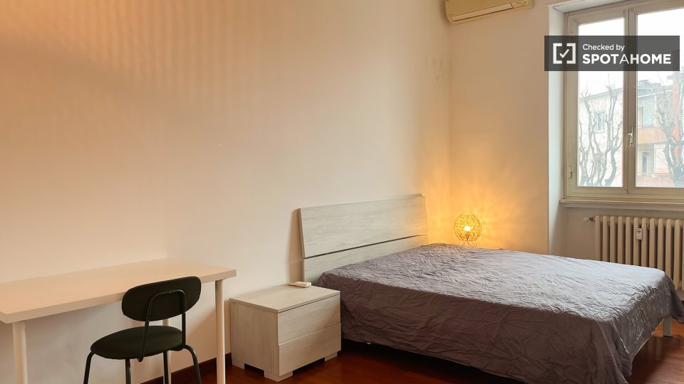 Double room Milan, 3 beds — photo 2
