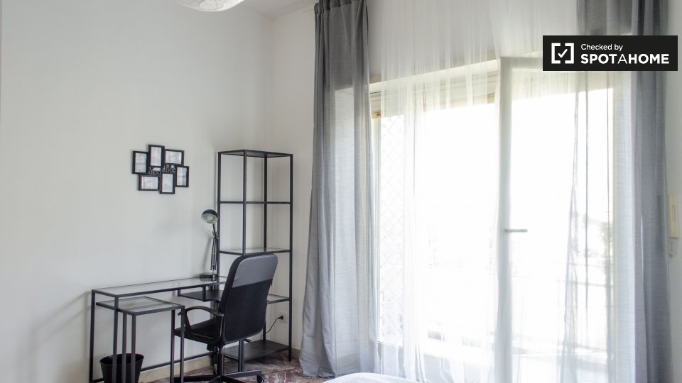 Double room Rome, 6 beds, 140m² — photo 2