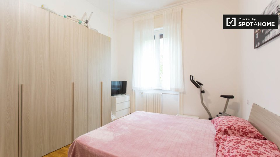 Double room Milan, 3 beds — photo 12